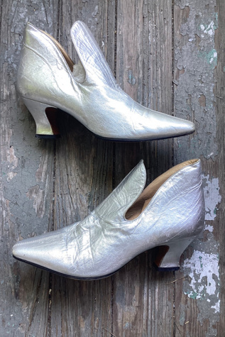 Vintage 1960s Silver Leather Ankle Boots Selected by Cherry