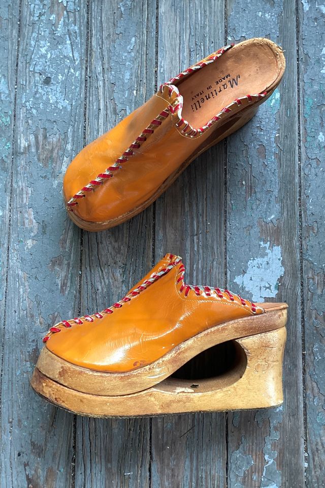 1970s Deadstock Martinelli Patent Leather Orange and Carved Out Wood Platforms Selected by Cherry #1