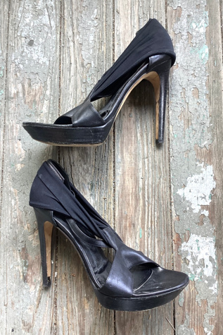 Y2K FENDI Black Leather Fabric Strappy Stiletto Heels Selected by Cherry