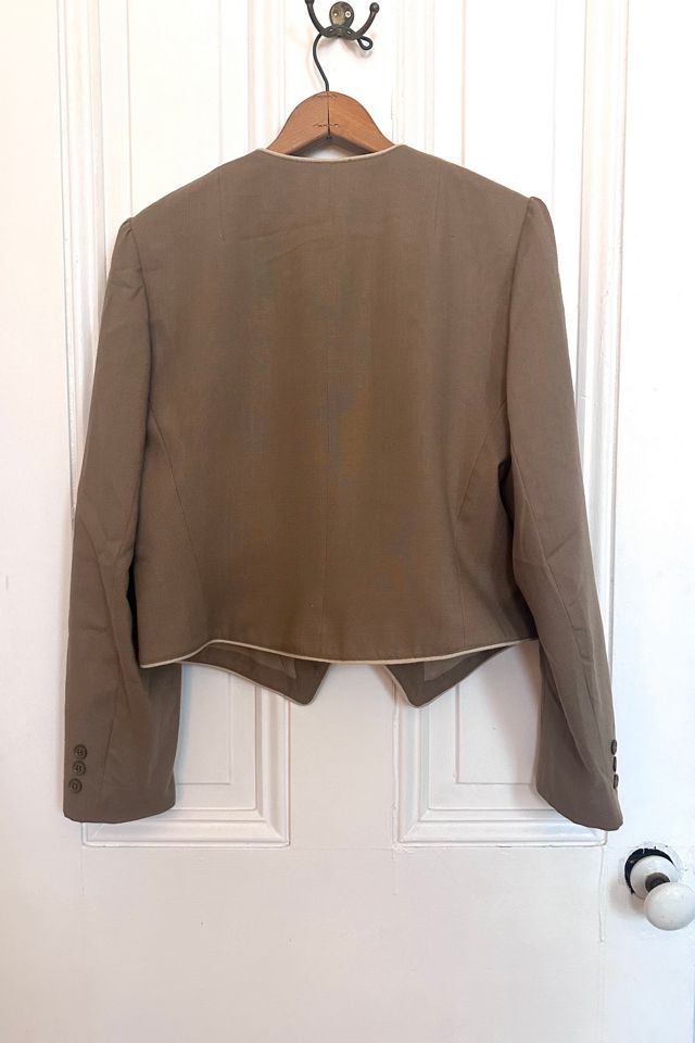 Vintage ‘80’s Allen Bernard Beige Pointed Hem Cropped Blazer Selected by KA.TL.AK #3