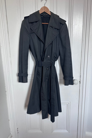 Vintage Dark Gray Trench with Red Zip Out Lining Selected by KA.TL.AK