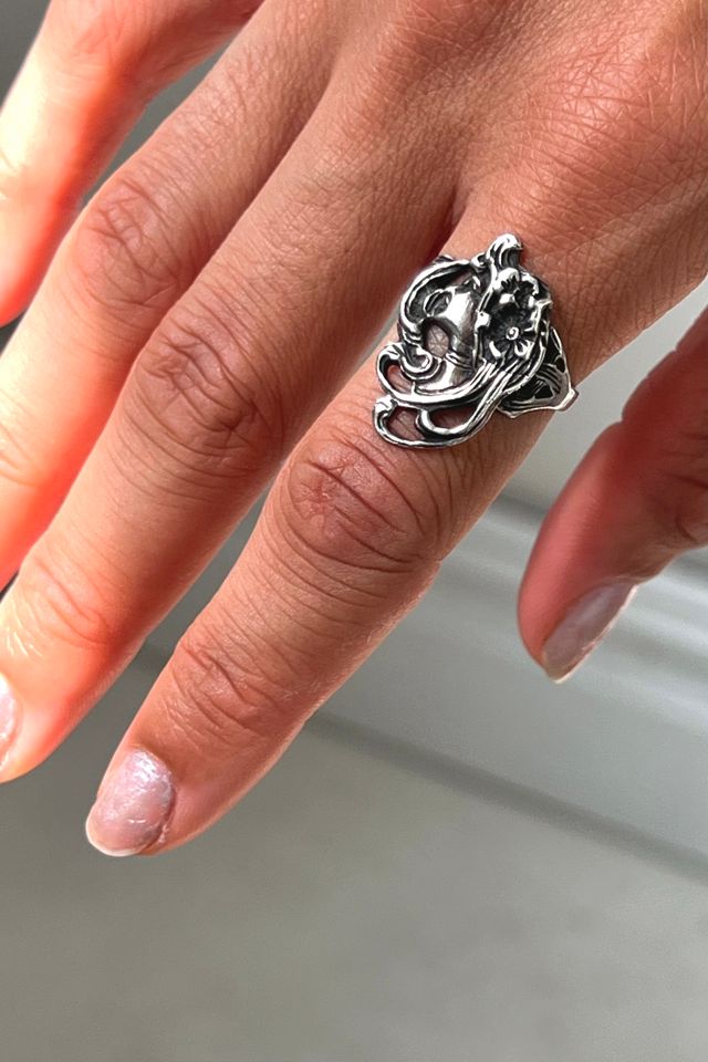 Vintage Sterling Nouveau Lady Ring Selected by Anna Corinna #1