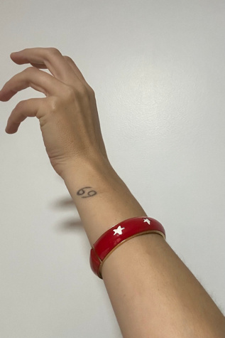 Женский браслет Cherry Vintage Red and Gold Tone with White Stars Selected, цвет: Кирпичный