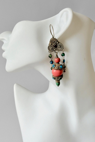 Женские серьги Marmalade Vintage Nomadic Sterling Silver Coral Turquoise Dangle Selected, цвет: Коралловый — фото 4