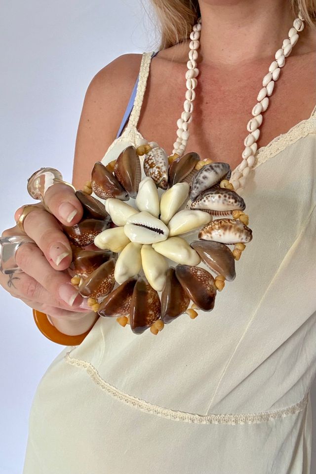 Vintage Hawaiian Shell Necklace Selected by Wax Plant #2