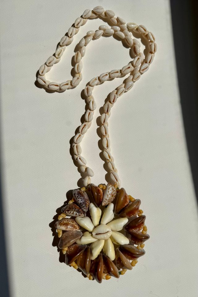 Vintage Hawaiian Shell Necklace Selected by Wax Plant #3
