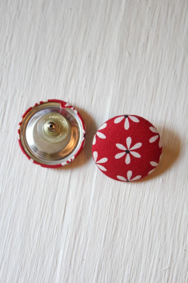Vintage Country Daisy Red Fabric Stud Earrings Selected By Moons + Junes Vintage #2
