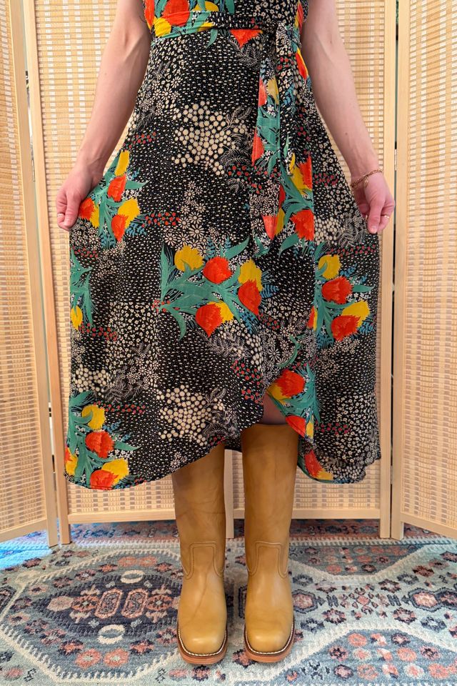 1970s Boho Black Floral Tulip & Daisy Wrap Midi Dress Selected by Two Vintage Twins #2