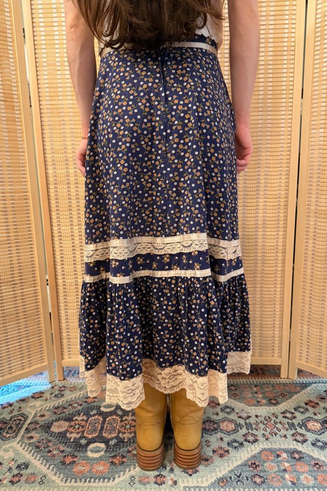 1970s Boho Navy Floral Gunne Sax Midi Skirt Selected by Two Vintage Twins #3
