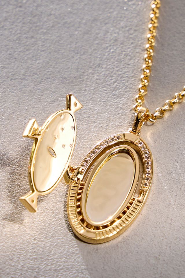 Awe Dream Locket #3
