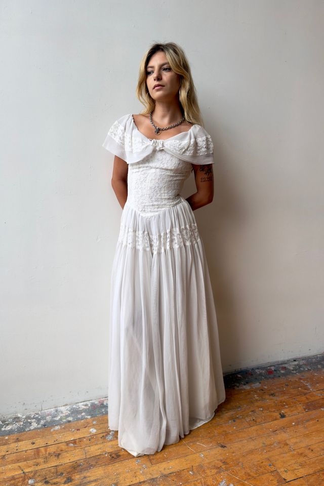 1950s Sweetheart Lace Romantic Bridal Dress Selected by Messy Jessy Vintage #1