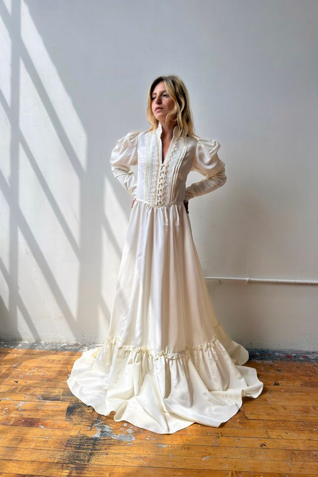 Vintage 1970s Gunne Sax  Bohemian Wedding Dress Selected by Messy Jessy Vintage #3