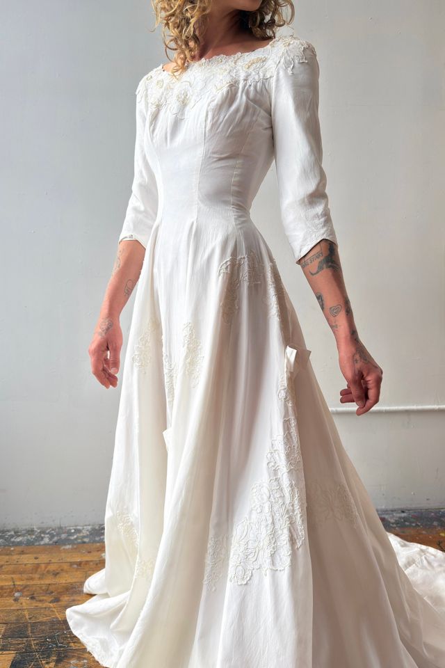 1950s Elegant Floral Wedding Gown Selected by Messy Jessy Vintage #1