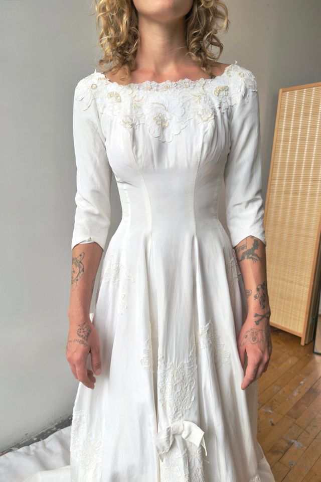 1950s Elegant Floral Wedding Gown Selected by Messy Jessy Vintage #2