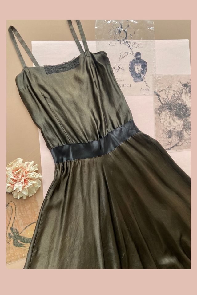 1920s Silk Charmeuse Flared Skirted Dress Selected by A Stylish Life #2