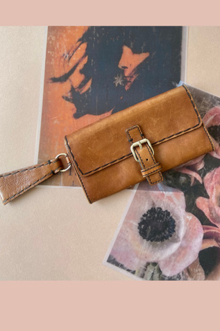 2000s CHLOE Leather Clutch Full Size Wallet Selected by A Stylish Life