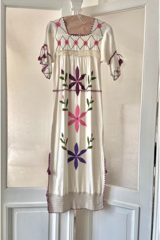 1970s Cotton Gauze Floral Embroidered Kaftan Selected by A Stylish Life