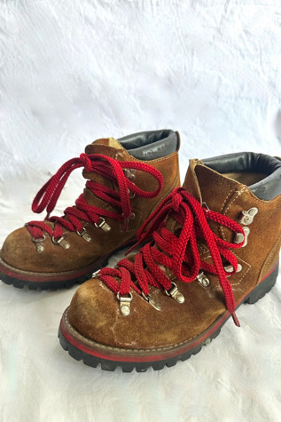 Vintage 1970s Brown Suede Hiking Boots Selected by Grievous Angel Vintage