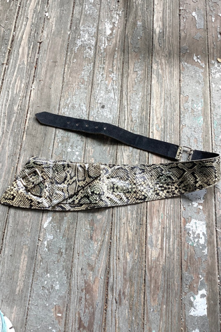 Vintage 1980s New Wave Faux Snake Wide Belt Selected by Cherry