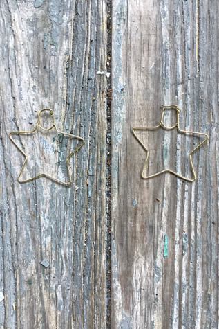 Vintage 1970s Star Gold Wire Earrings Selected by Cherry