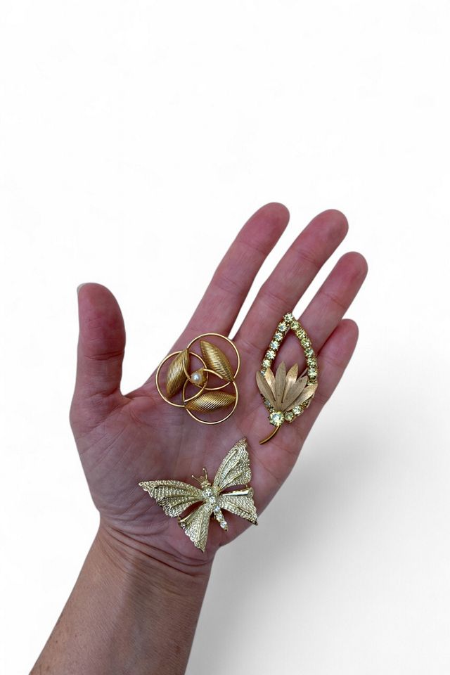 Vintage Mid-Century Floral Pin Set Selected by SharpLilTeeth #2