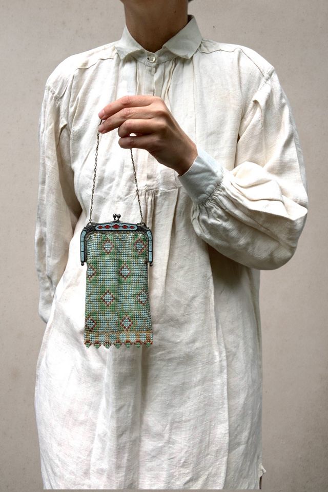 Vintage 1930s Mesh & Enamel Frame Purse Selected by SharpLilTeeth #3