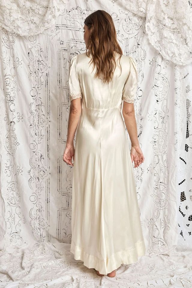 Cream Silk Slip Dress and Peignoir Set Selected by Madly Vintage #1
