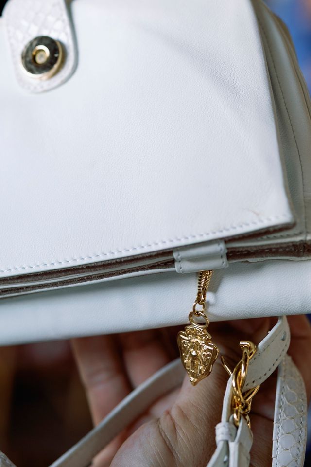 1970s Gucci White Leather Interlocking G Flap Shoulder Bag by Lauren Owen of Texas #2