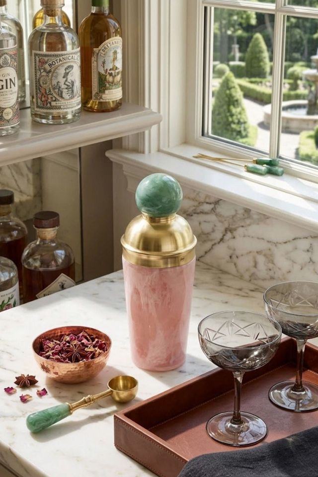 GAURI KOHLI Copenhagen Cocktail Shaker #3