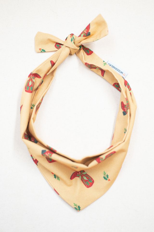 MODERNBEAST Cowboy Christmas Pet Bandana #1