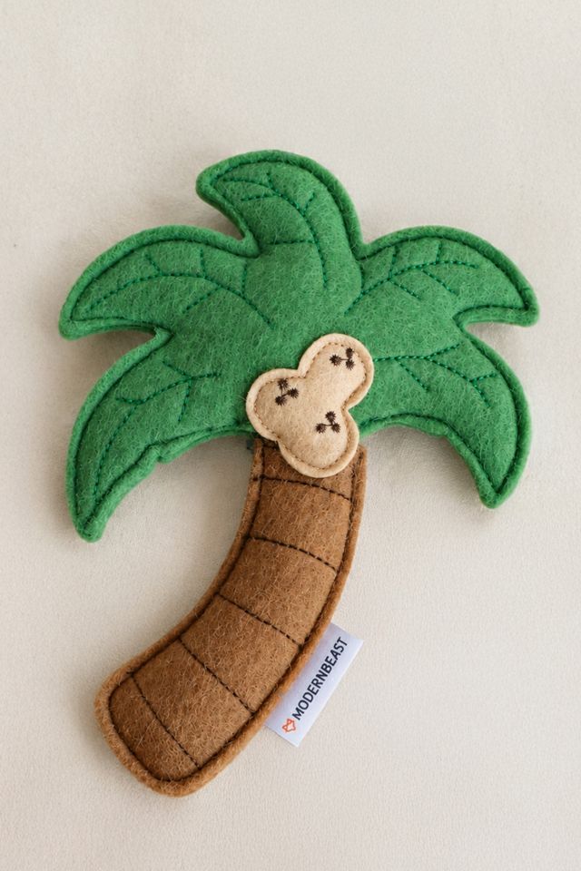 MODERNBEAST Palm Tree Dog Toy from HIT Living Foundation #1