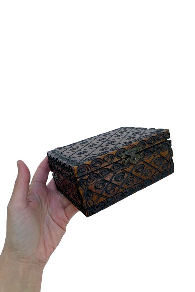 Vintage Mid-Century Hinged Carved Wooden Jewelry Box Selected by SharpLilTeeth #2