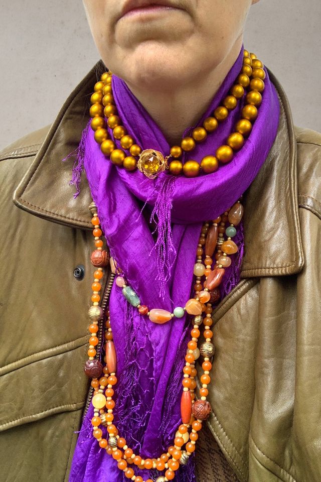 Vintage Mid-Century Jewel Clasp Bead Necklace Selected by SharpLilTeeth #2