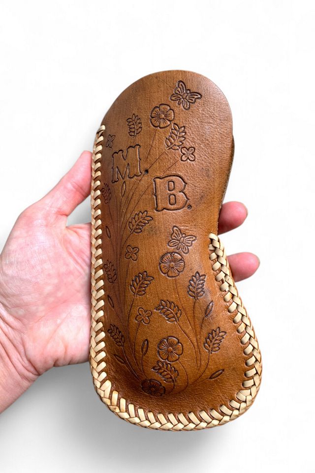 Vintage 1970s Hand Tooled Leather Eyeglass Case Selected by SharpLilTeeth #2
