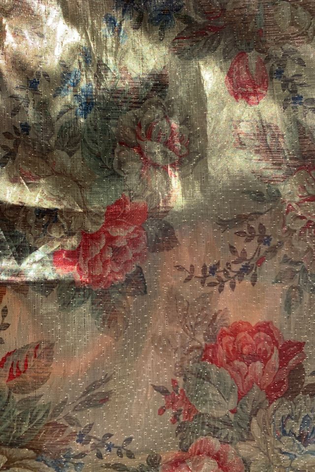 Vintage 1980s Gold Lamé Floral Scarf Selected by SharpLilTeeth #1