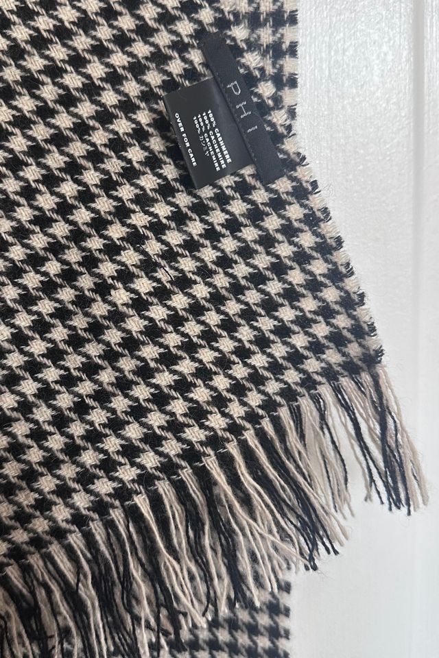 Black and Off-White Cashmere Houndstooth Scarf Selected by KA.TL.AK #1