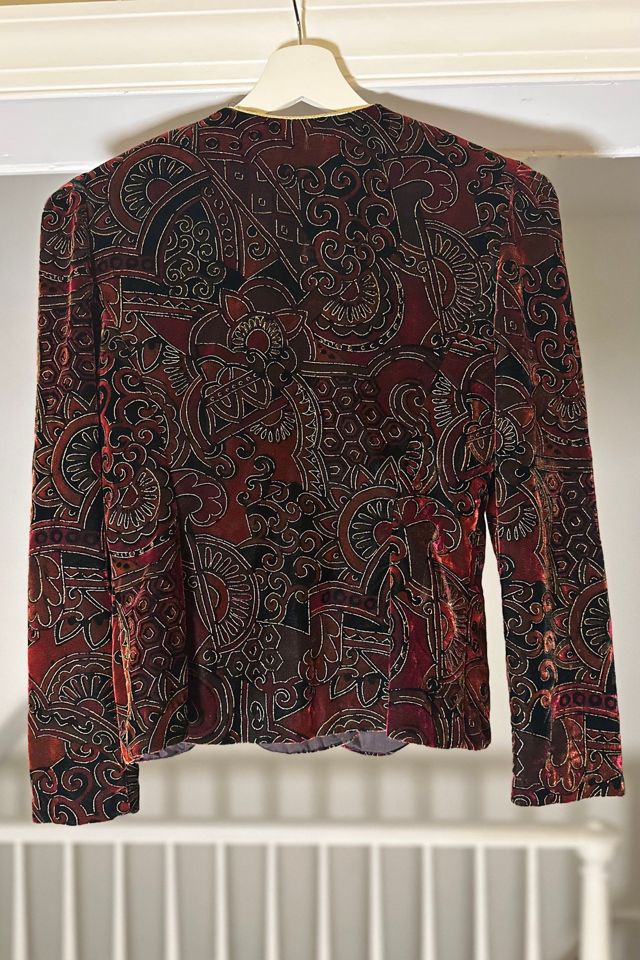Vintage ‘80’s Red Velvet Patterned Jacket with Puffy Sleeves Selected by KA.TL.AK #2