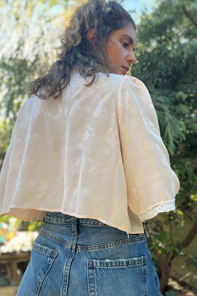 1940s Rayon Satin Floral Jacquard Bed Jacket with Smocked Yoke & Lace Trim - Selected by Market Vintage #2