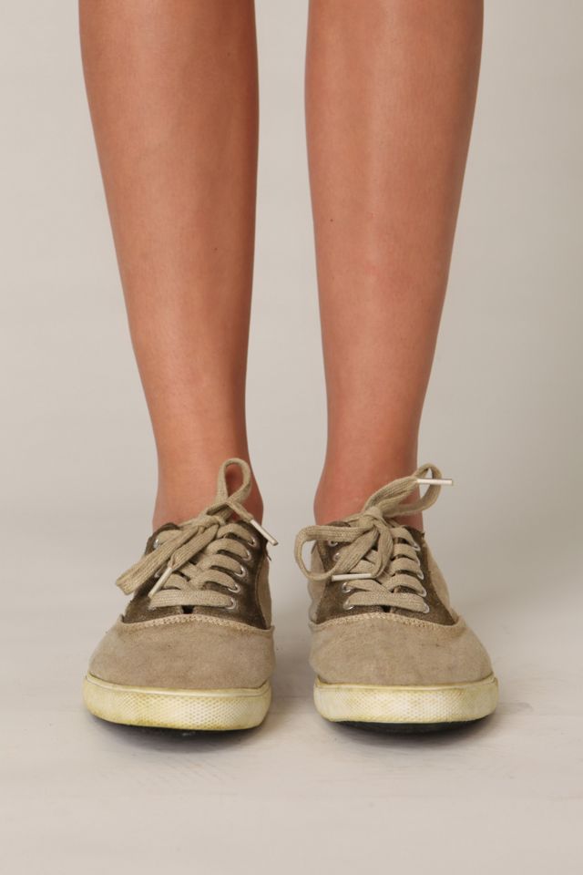 Muddy Waters Sneaker #1