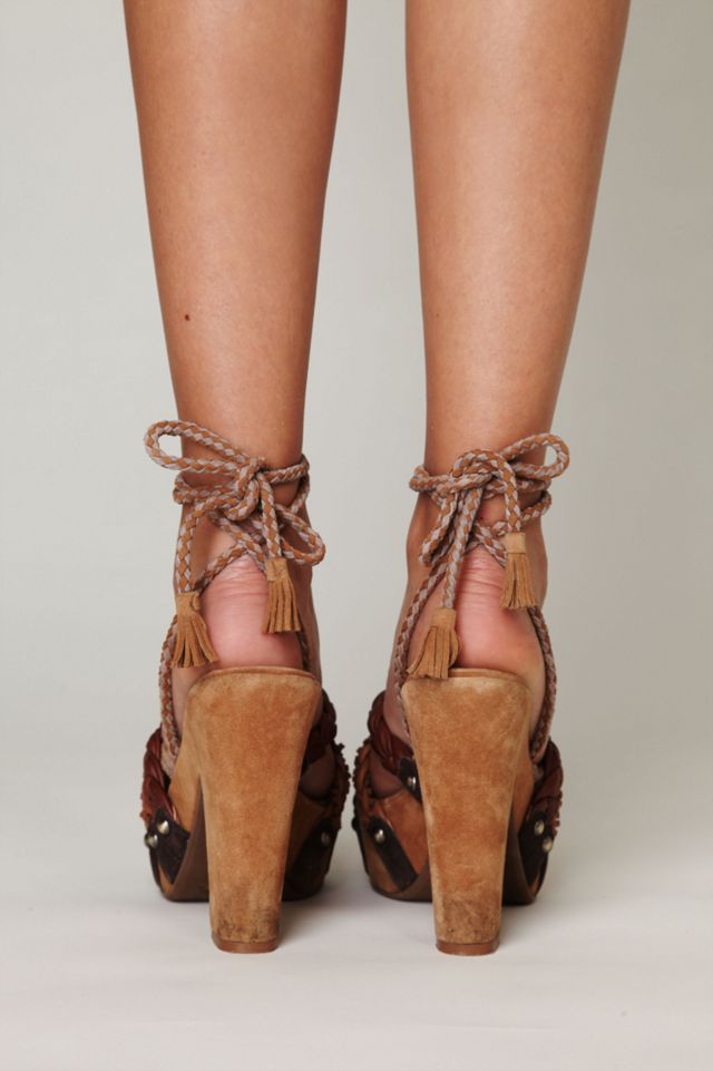 Pandino Wrap Heel #2