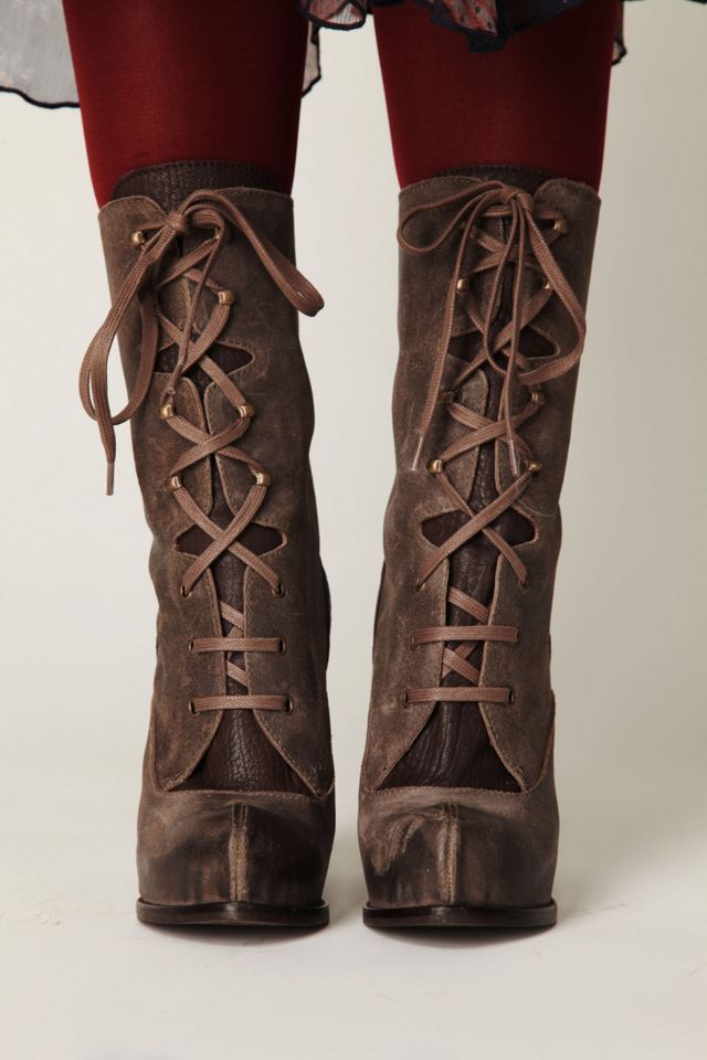 Hoss Victorian Boot #1