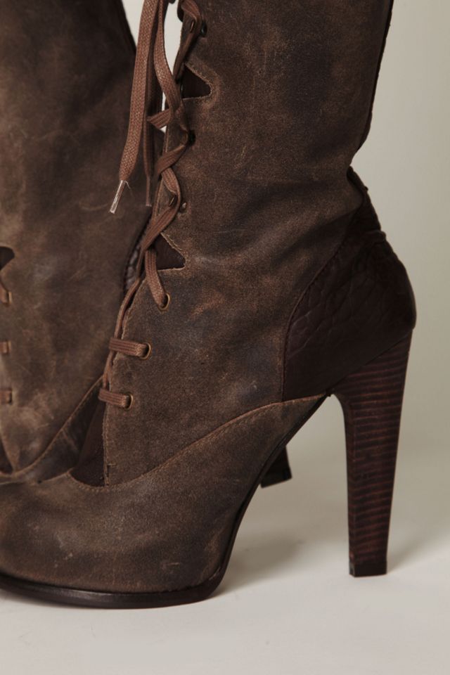 Hoss Victorian Boot #3