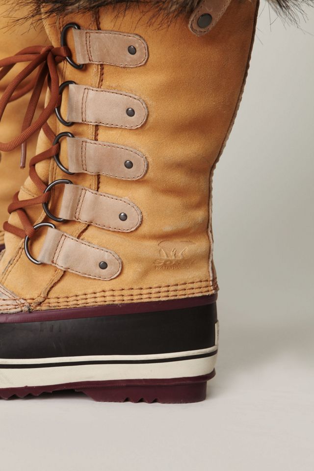 Joan of Arctic Boot #4