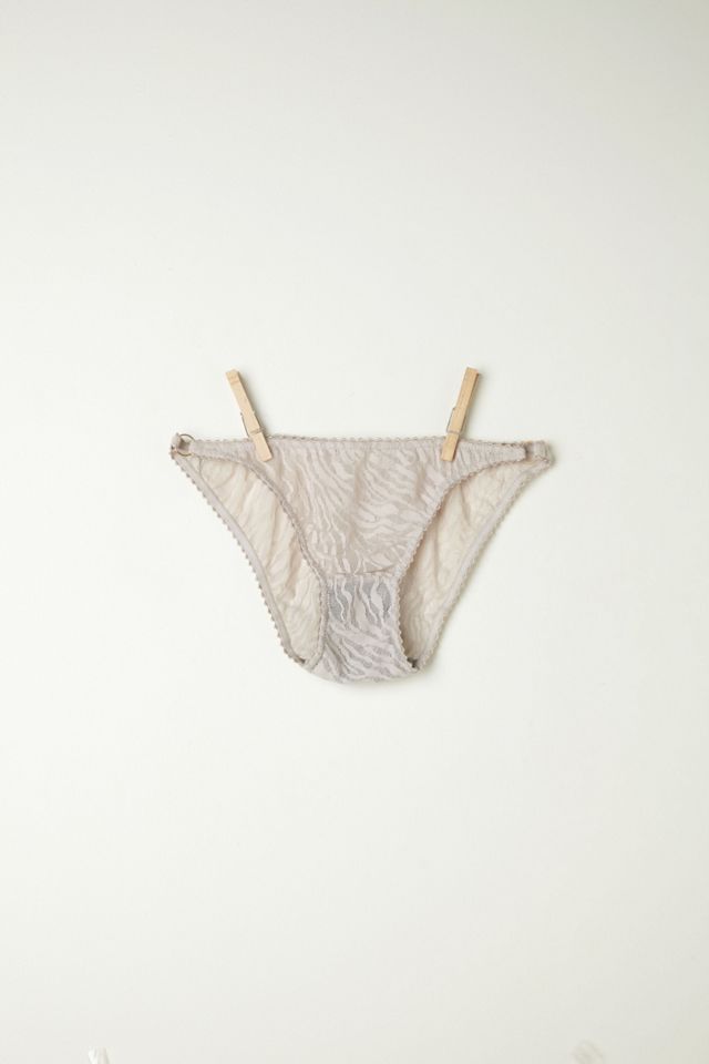 Cut Out Triangle Brief #4