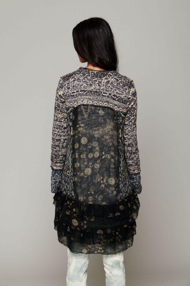 Ruffle Pattern Cardi #1