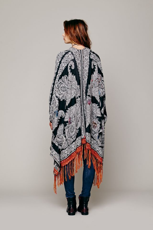Hendrix Yarn Fringe Poncho #2