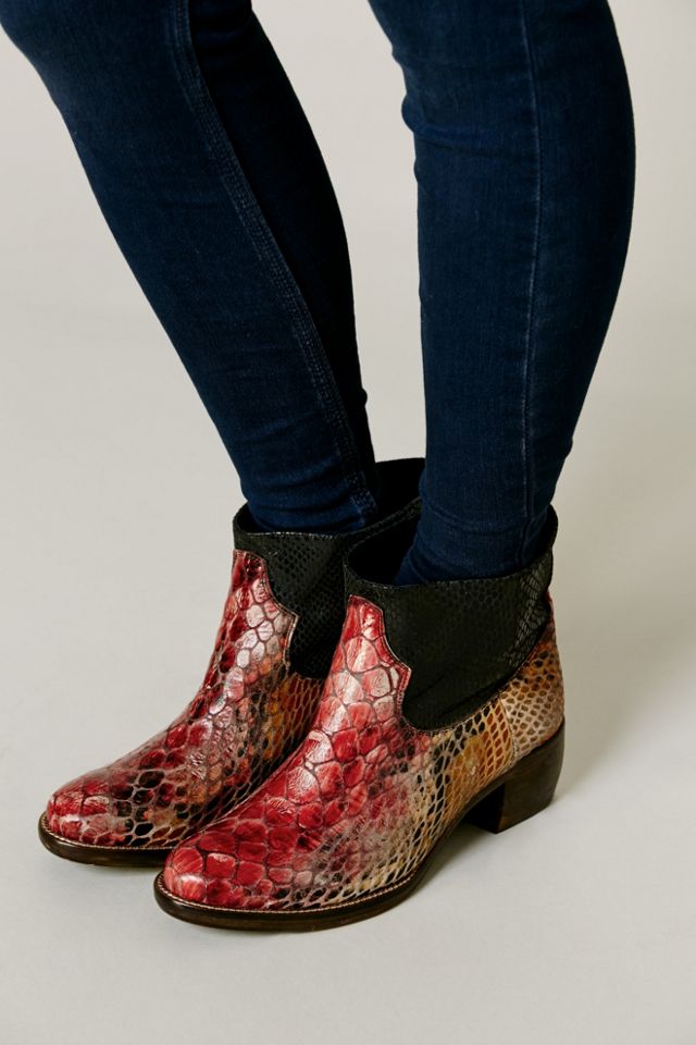 Valley Of The Moon Boot #4