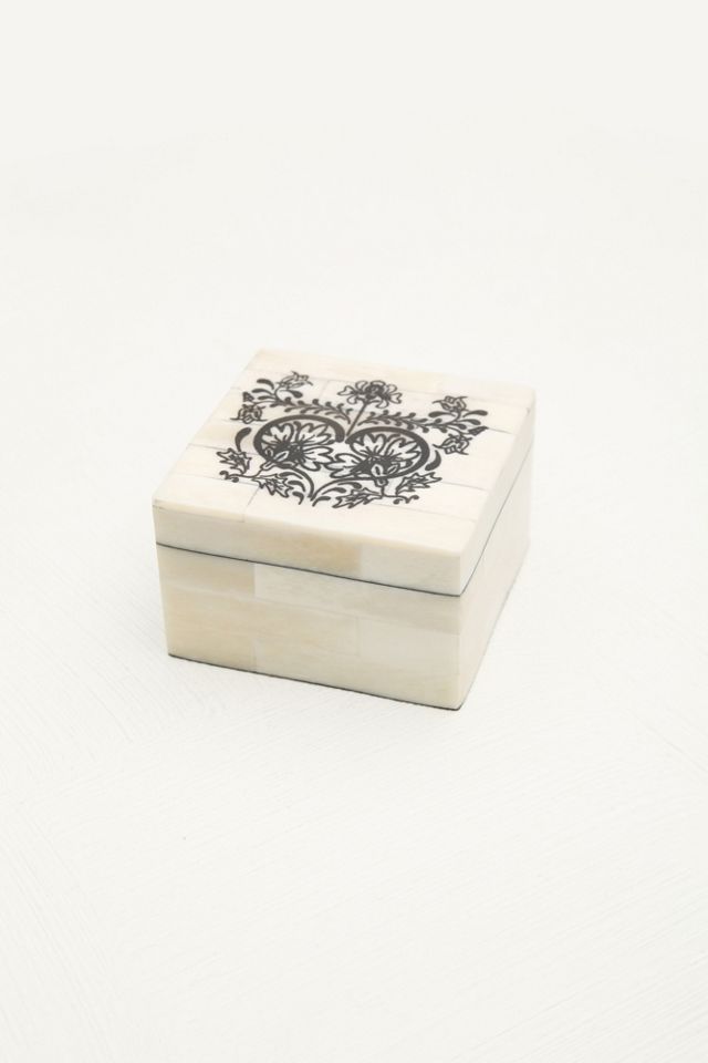 Graphic Jewelry Box