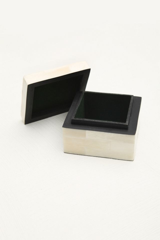 Graphic Jewelry Box #1