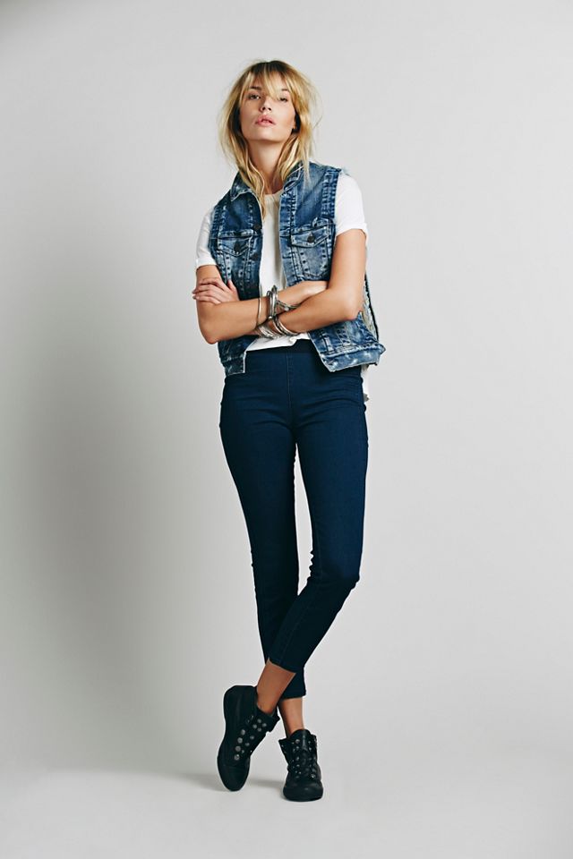 A Leg Up Jean Legging